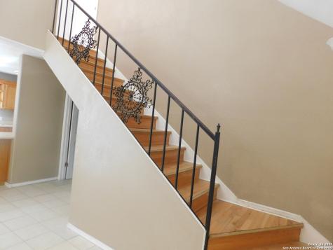 30 Crestline Drive Pleasanton TX 78064