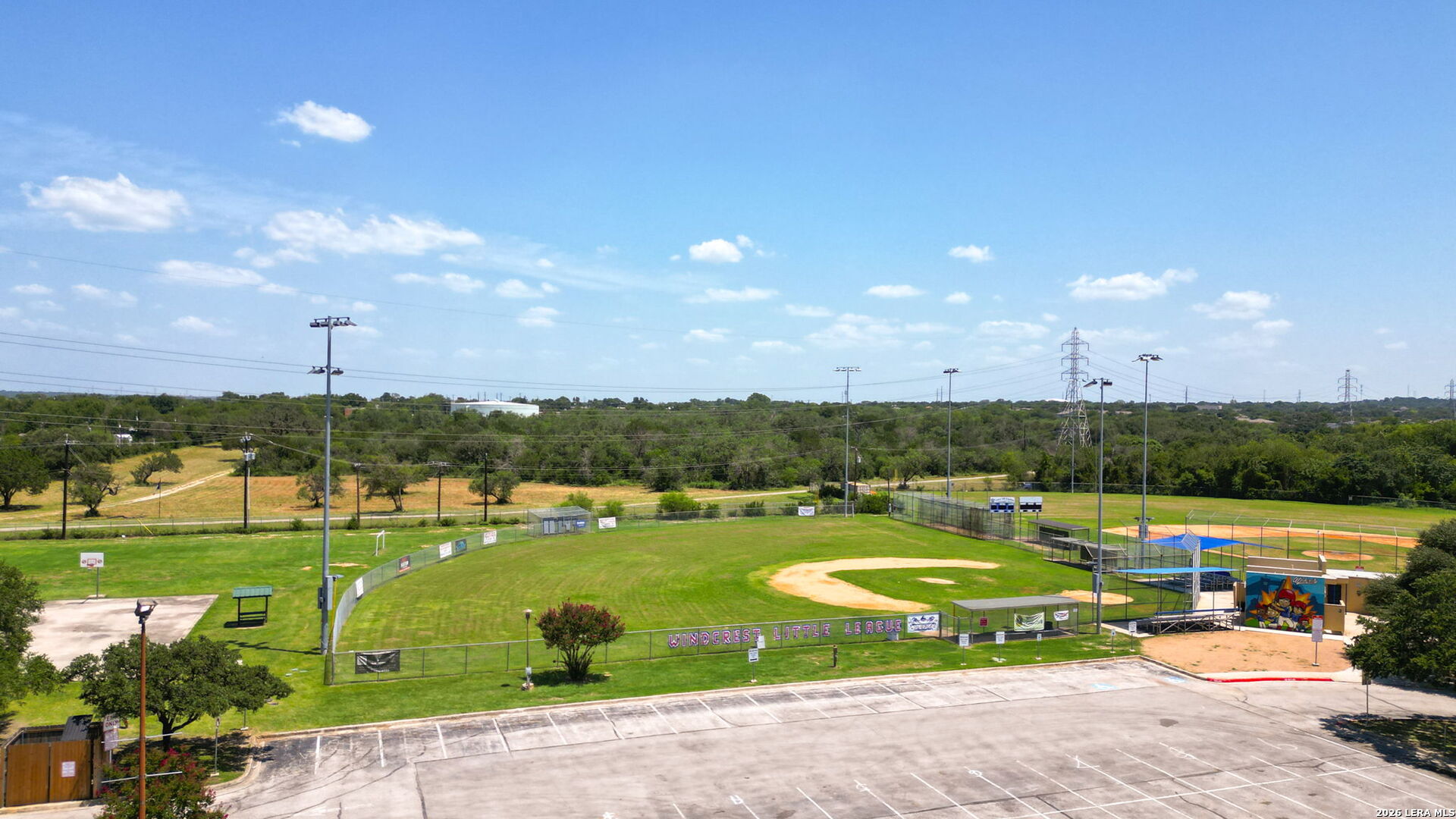413 Golfcrest Windcrest TX 78239