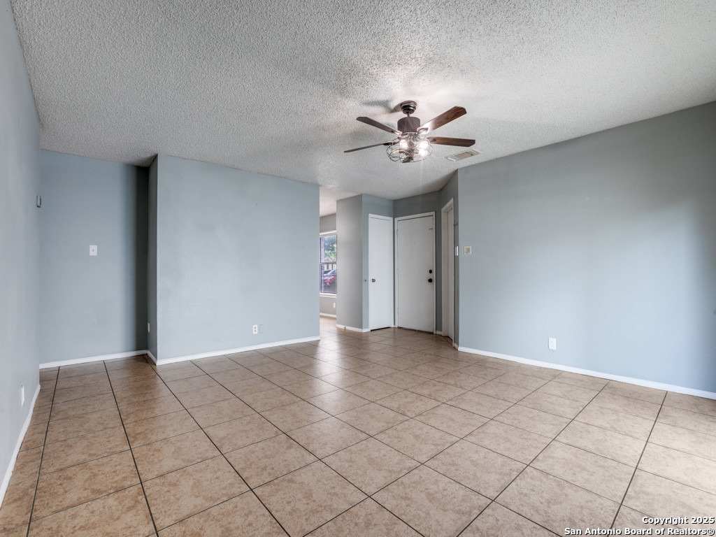 7727 Chatsworth San Antonio TX 78250
