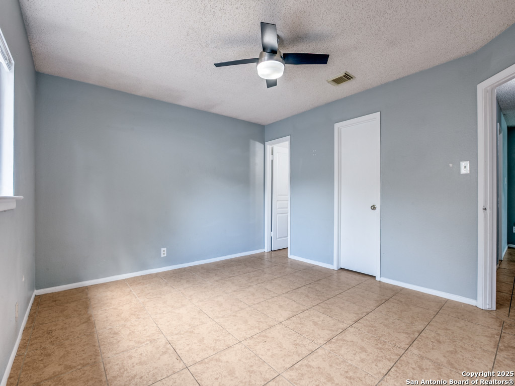 7727 Chatsworth San Antonio TX 78250