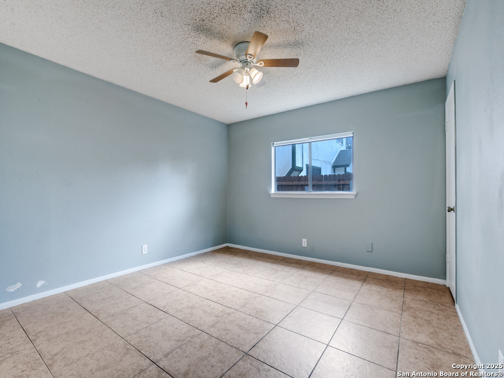 7727 Chatsworth San Antonio TX 78250