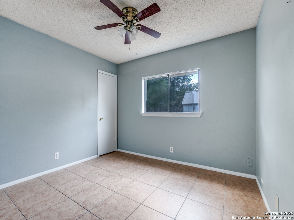 7727 Chatsworth San Antonio TX 78250
