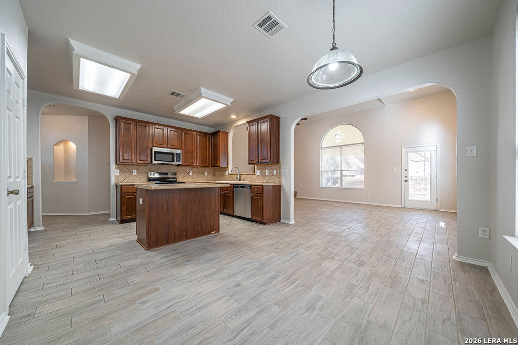 24614 Wine Rose San Antonio TX 78255