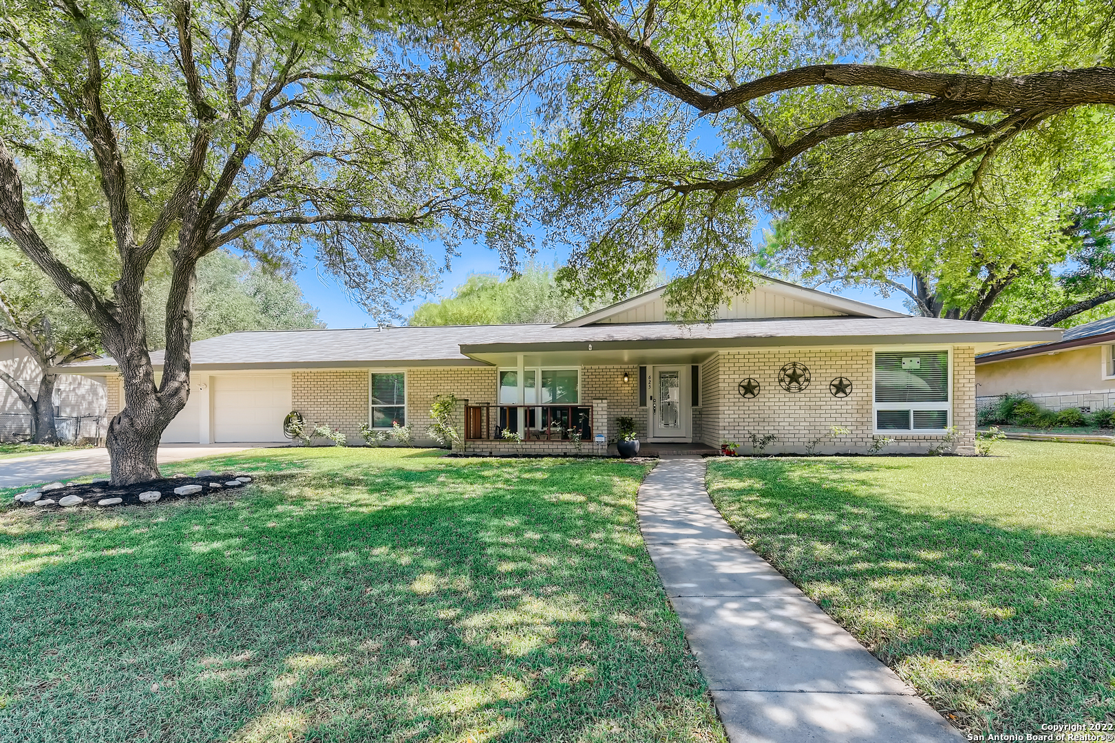 625 Rocklyn Drive Windcrest TX 78239