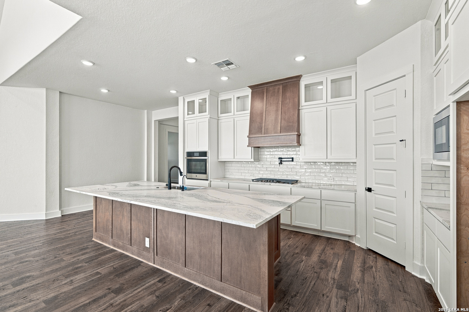 2430 Briggs Bluff San Antonio TX 78245
