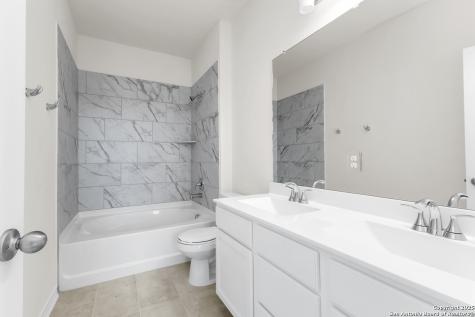 4121 Woodside Drive Seguin TX 78155