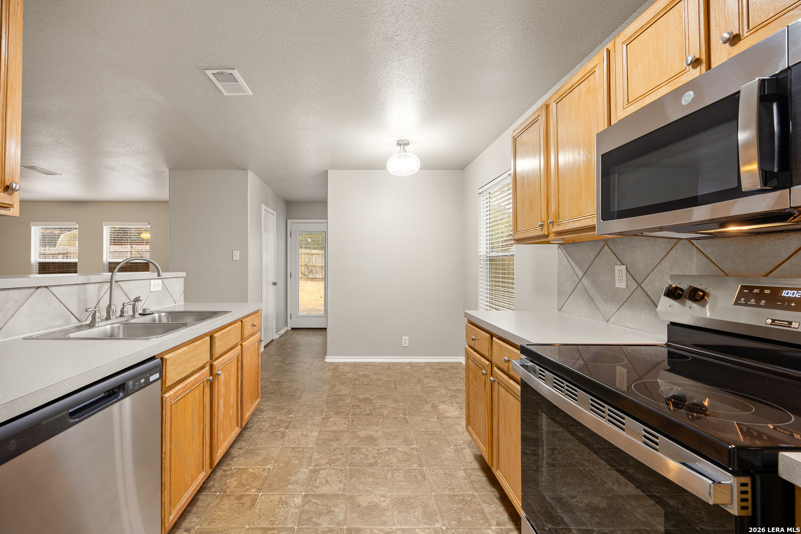 7818 Braun Bend San Antonio TX 78250
