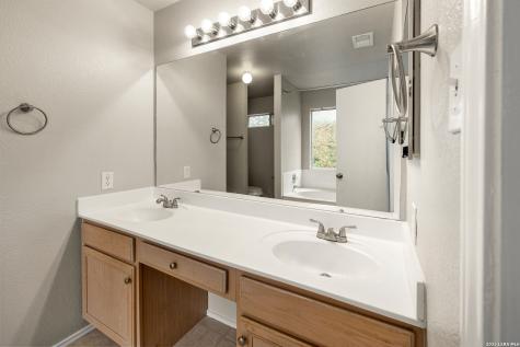 7818 Braun Bend San Antonio TX 78250