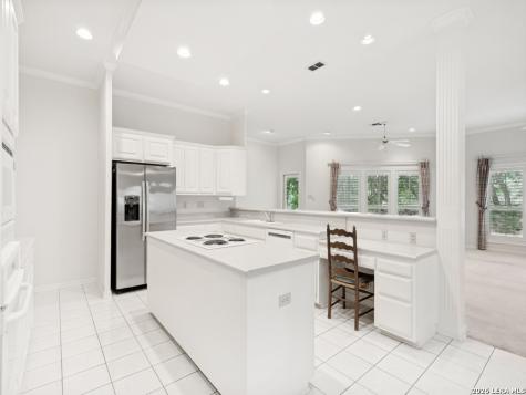 4 Inwood Ridge San Antonio TX 78248