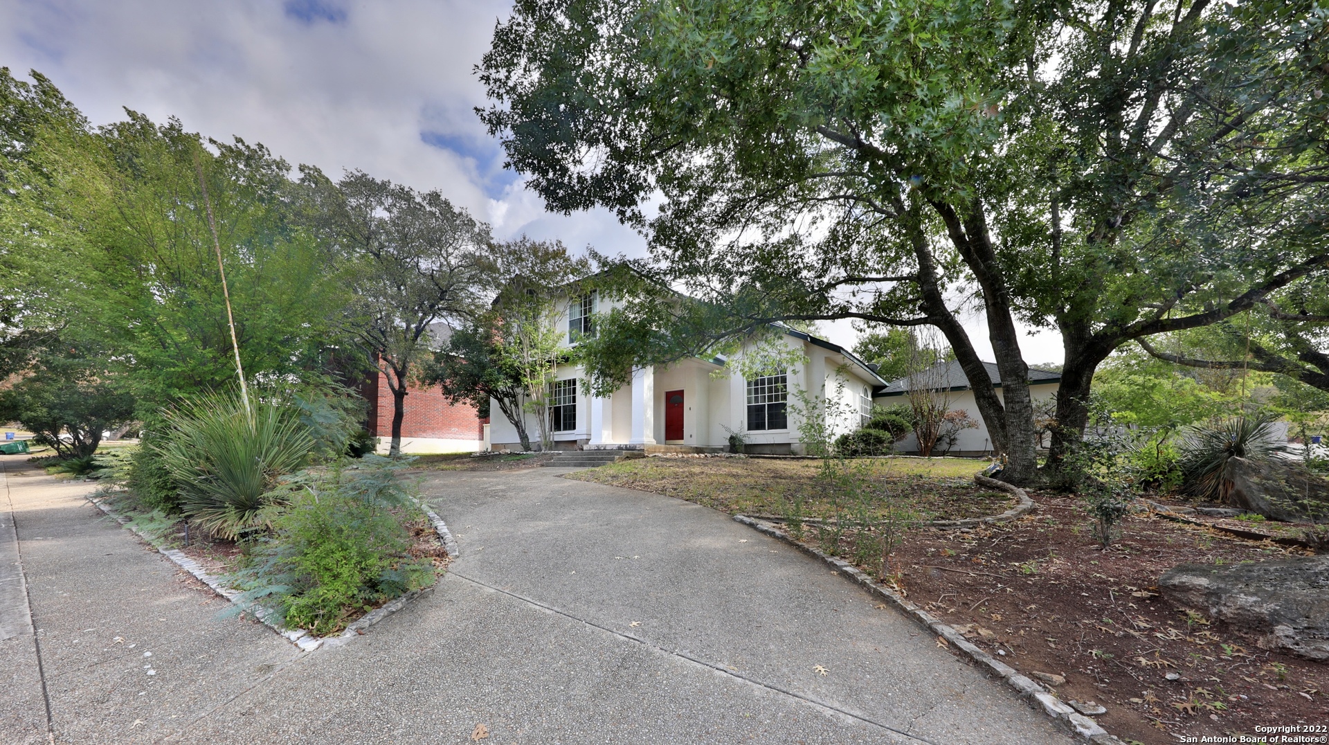 1303 Summit Creek San Antonio TX 78258