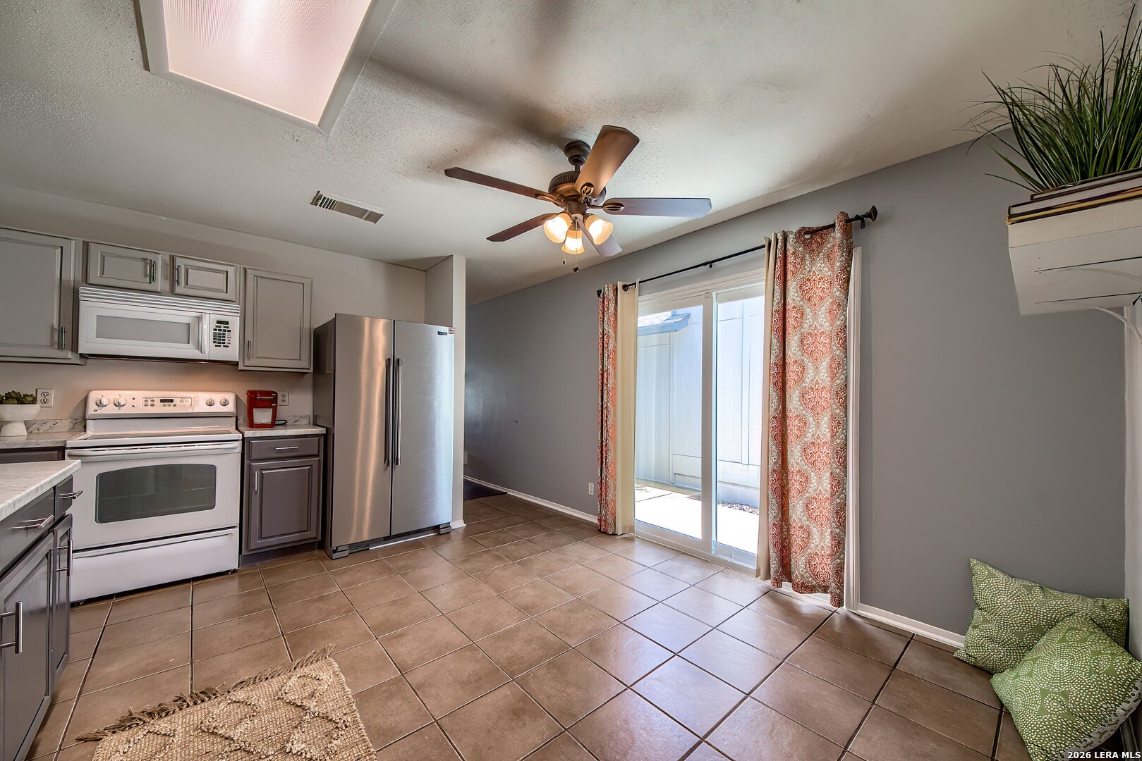 4611 Desert Poppy San Antonio TX 78247