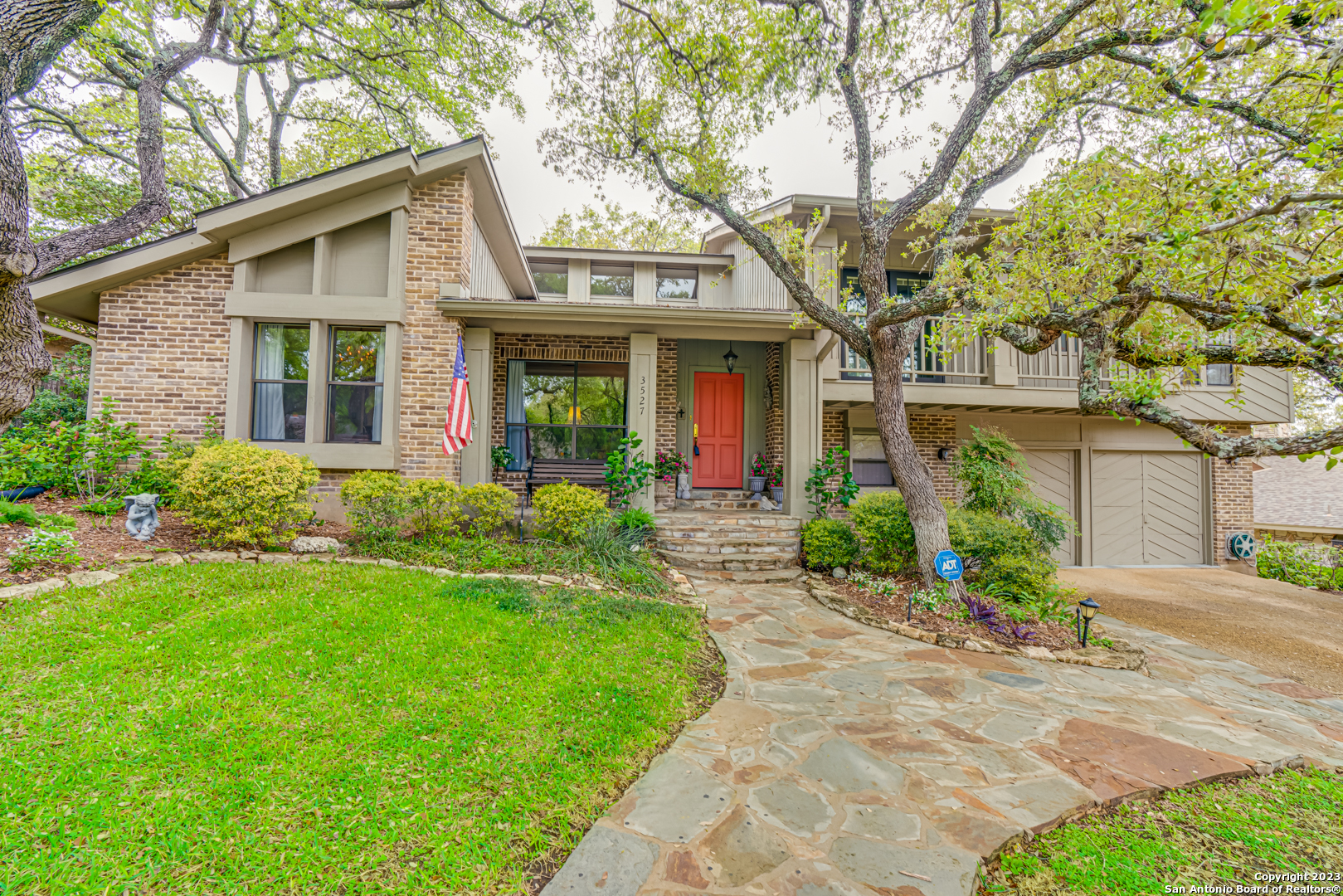 3527 Hunters Gate Street San Antonio TX 78230