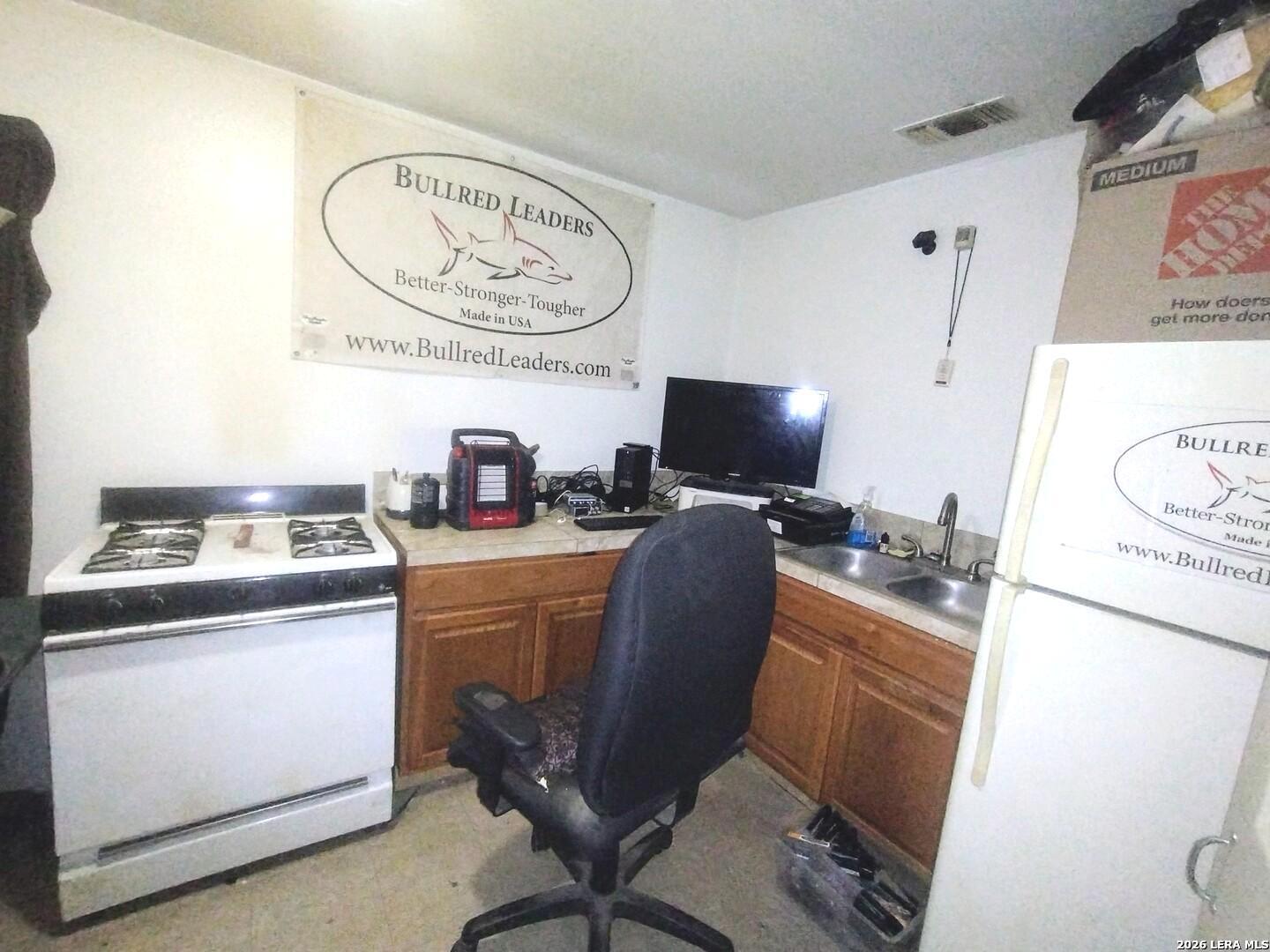 3523 S Laredo Street San Antonio TX 78207