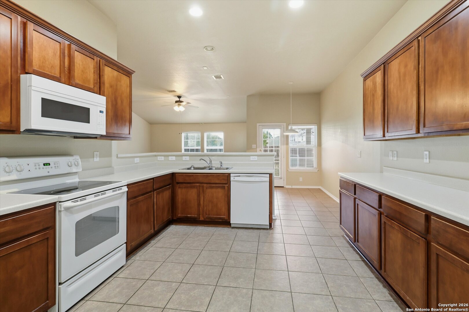 4914 Gemsbuck Chase San Antonio TX 78251