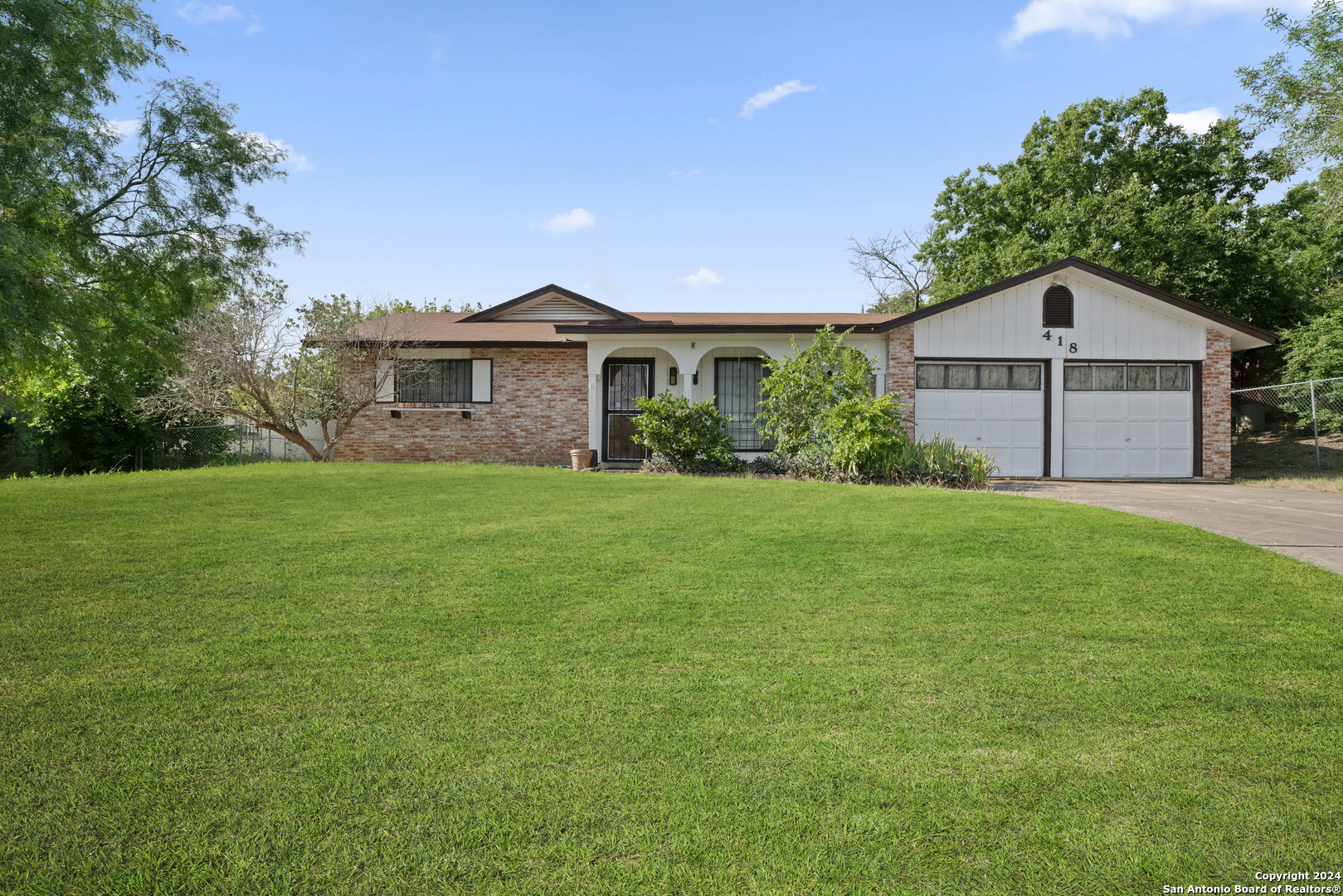 418 Solar Drive San Antonio TX 78227
