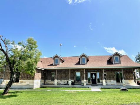 5894 Fm 3175 Lytle TX 78052