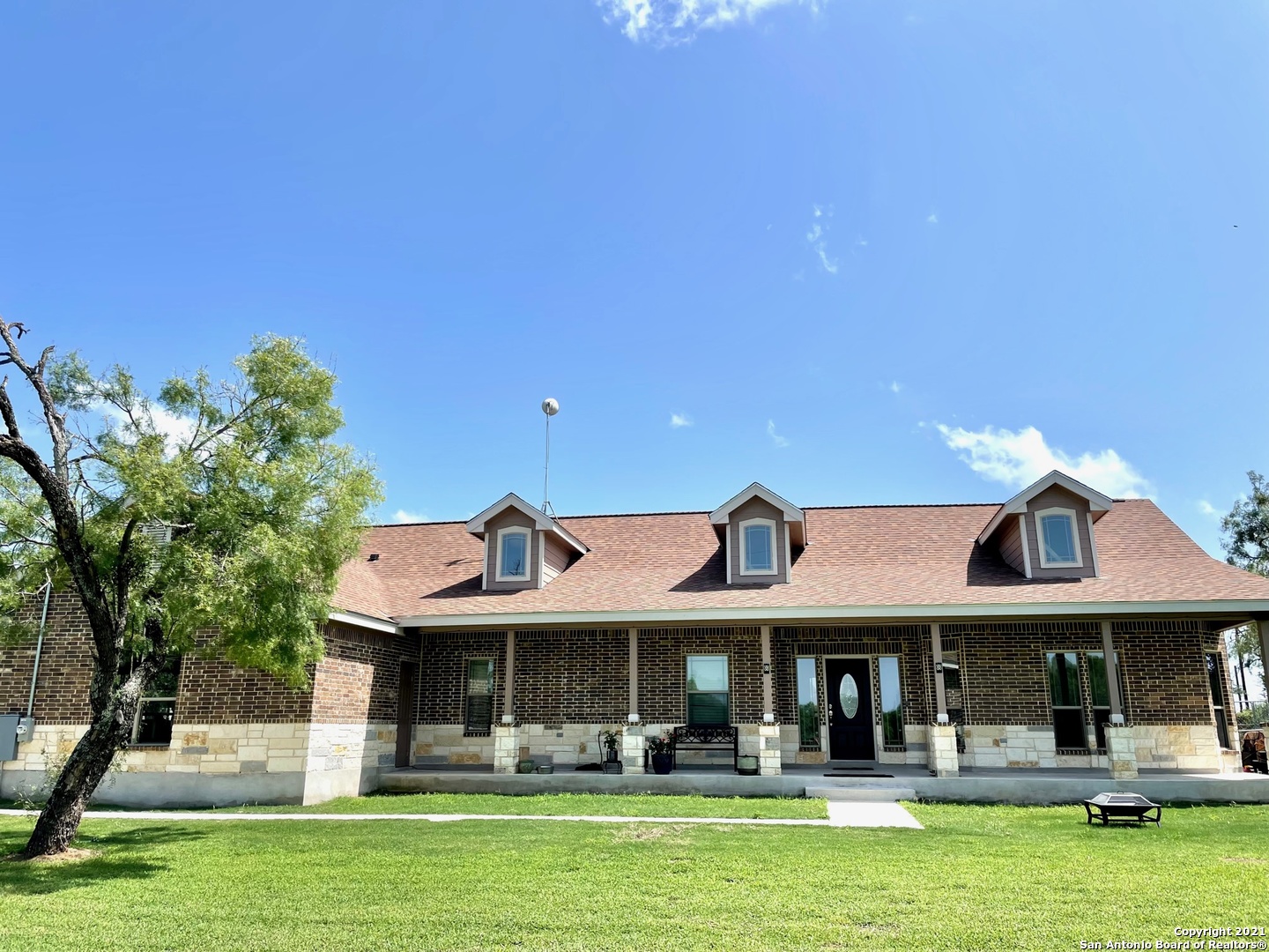 5894 Fm 3175 Lytle TX 78052