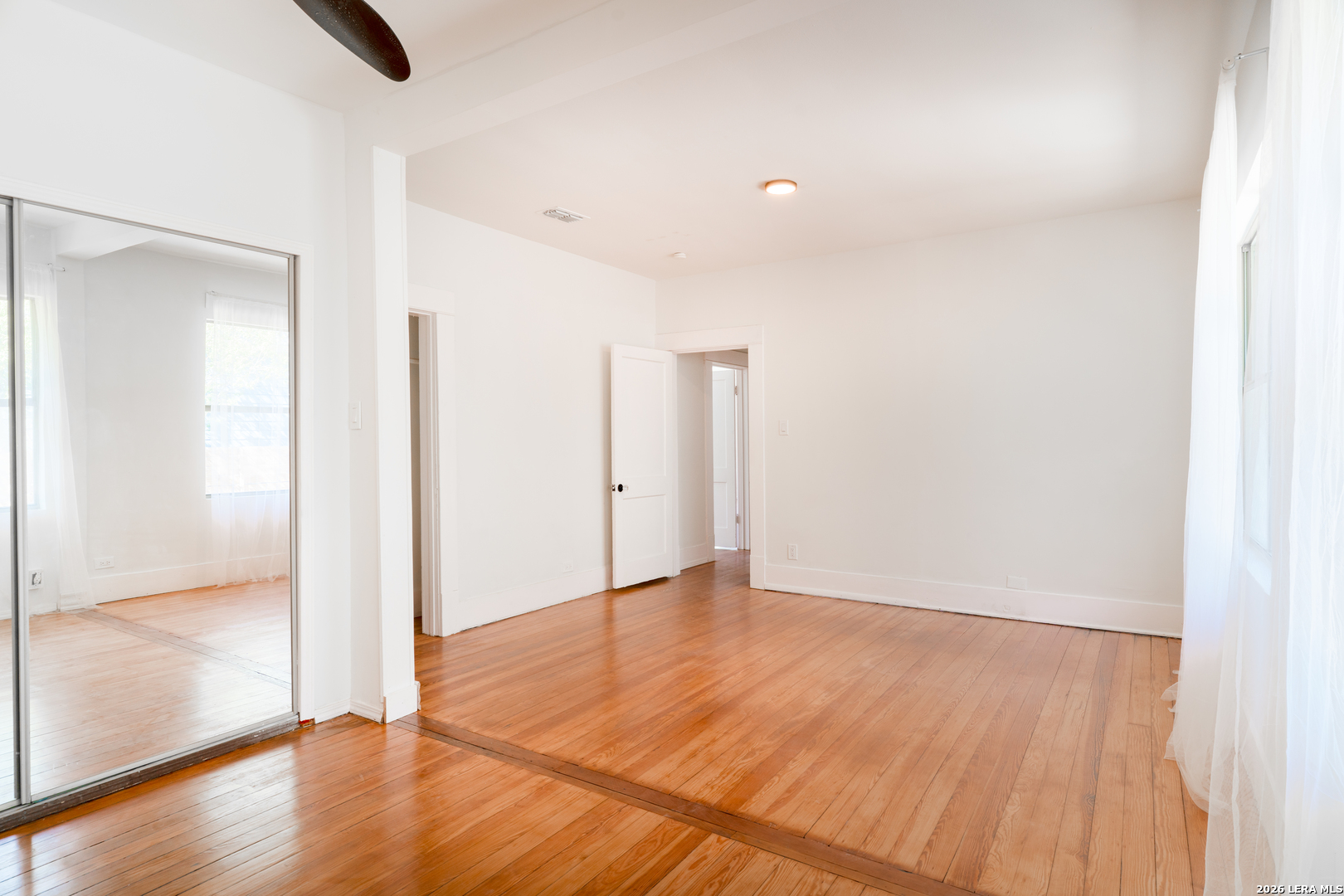 1730 W Mistletoe Avenue San Antonio TX 78201