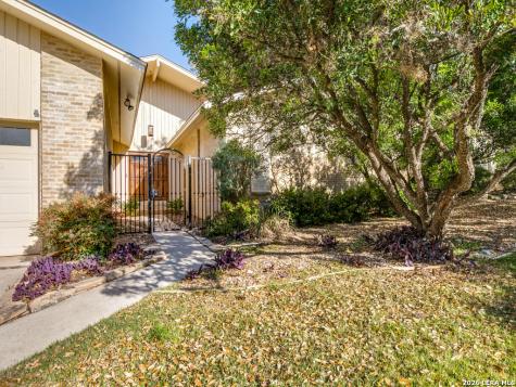 11111 Whisper Meadow San Antonio TX 78230