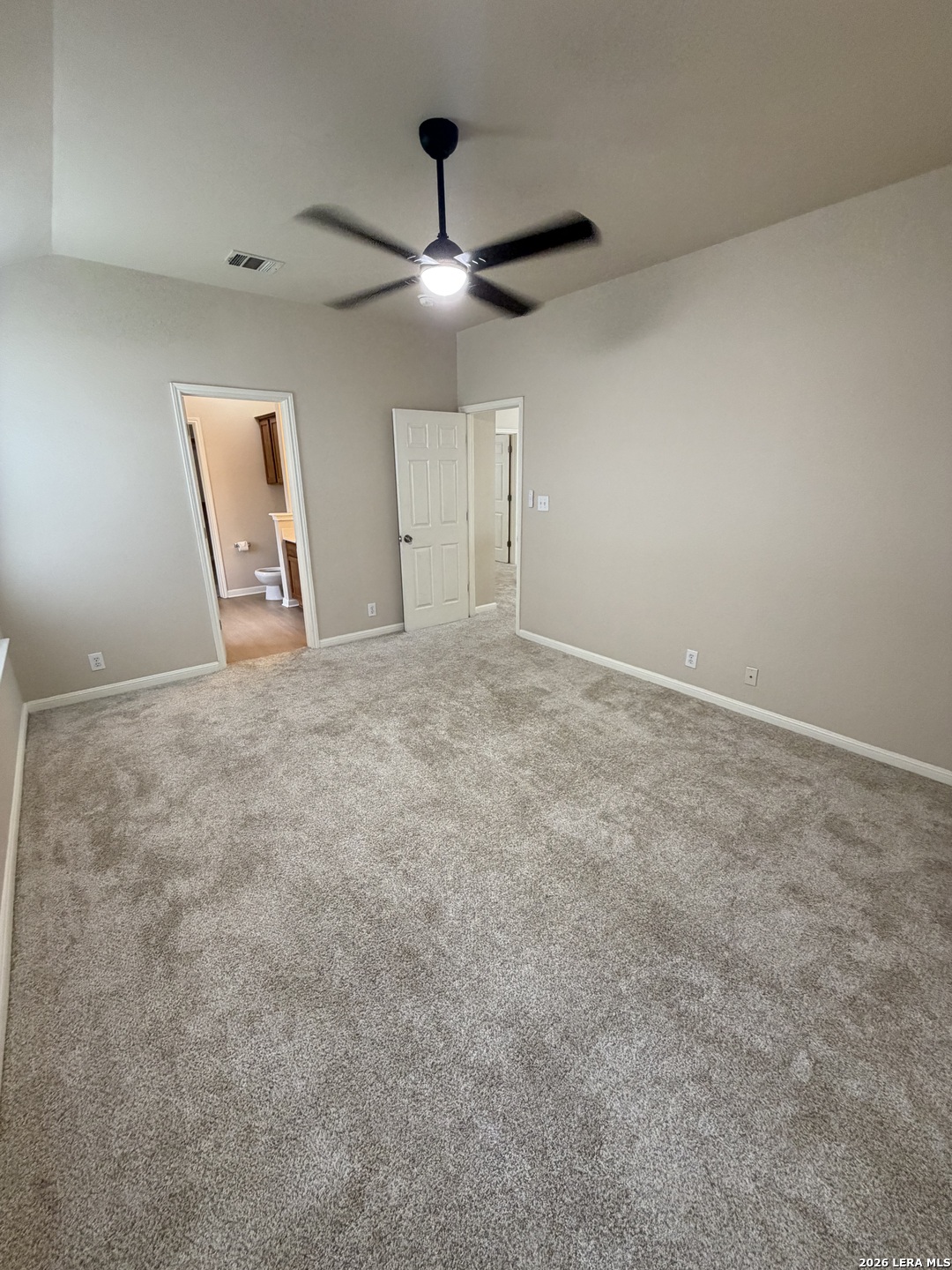6411 Castle San Antonio TX 78218