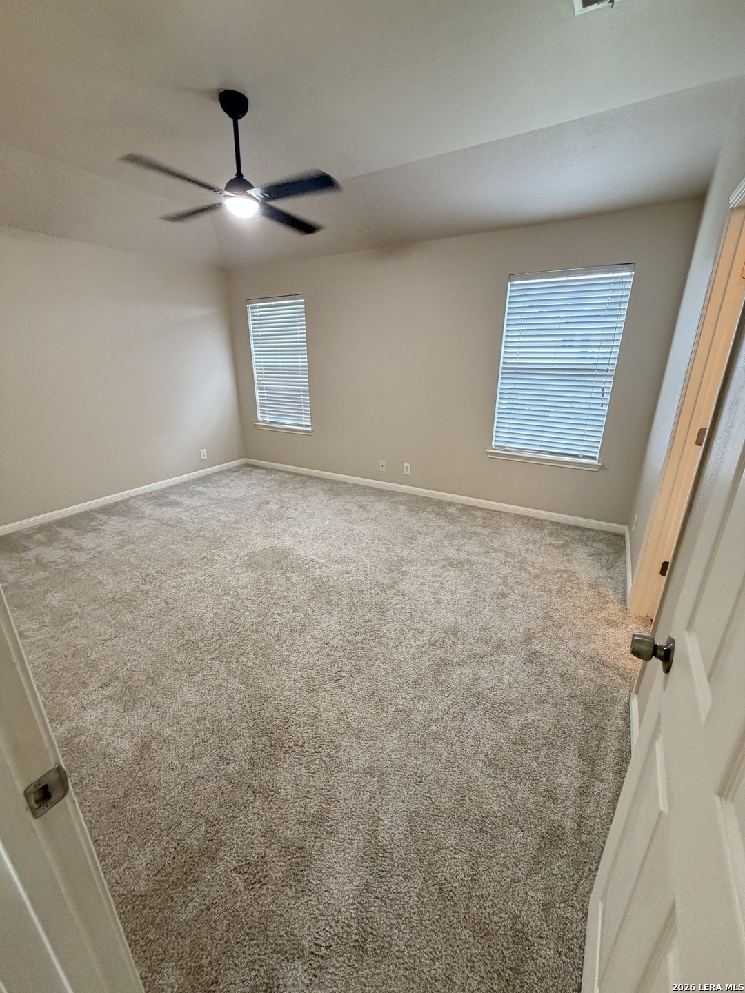6411 Castle San Antonio TX 78218