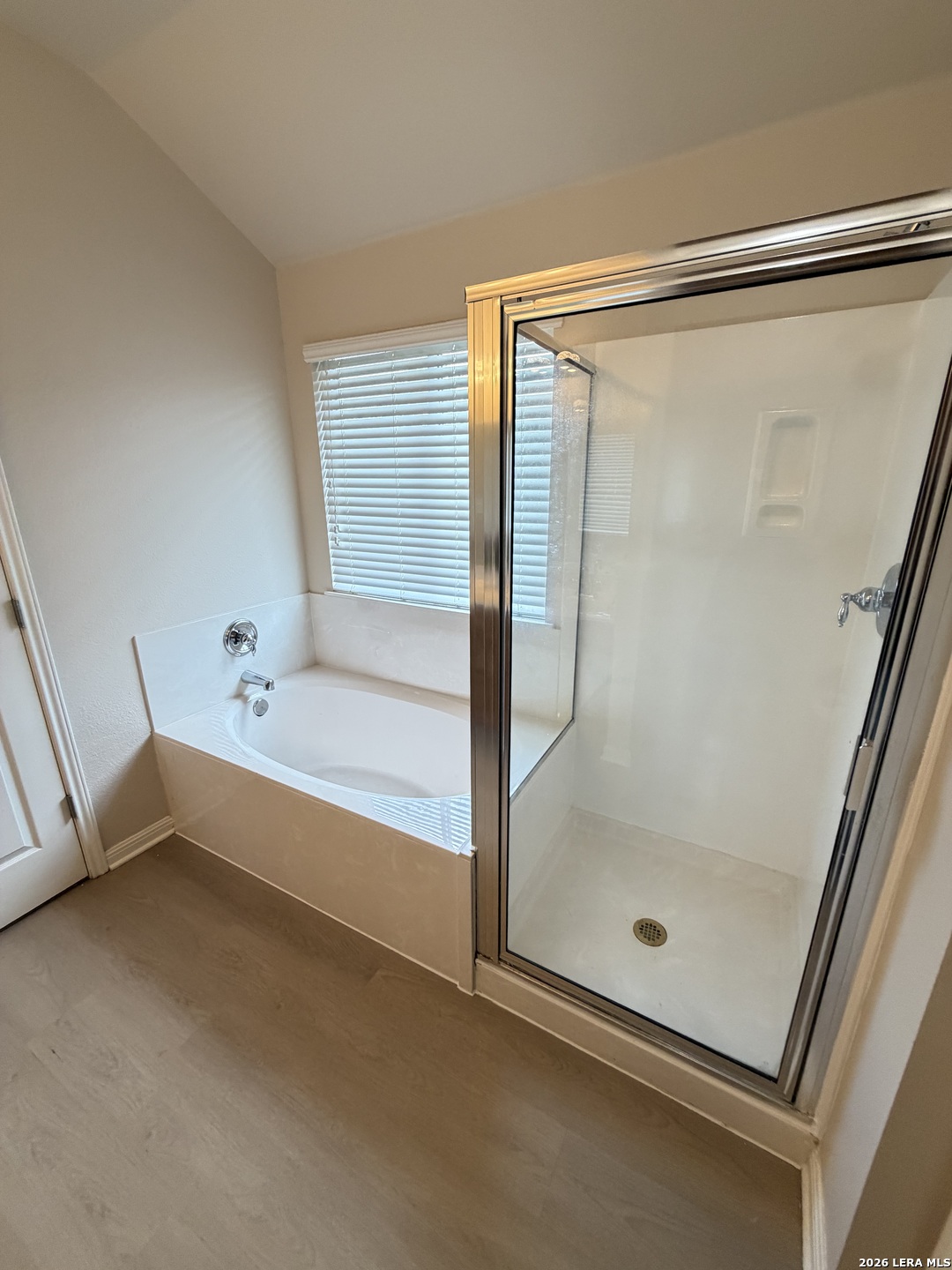6411 Castle San Antonio TX 78218