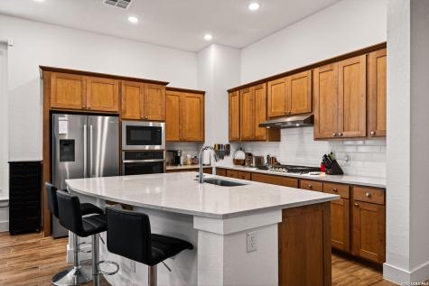 1655 Houghton Park Bulverde TX 78163