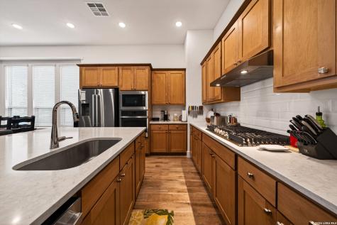 1655 Houghton Park Bulverde TX 78163