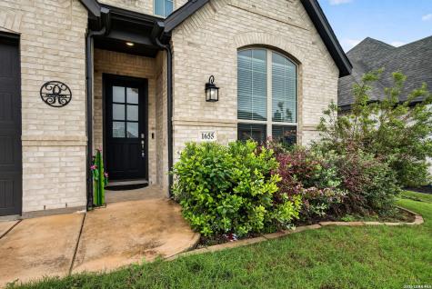 1655 Houghton Park Bulverde TX 78163