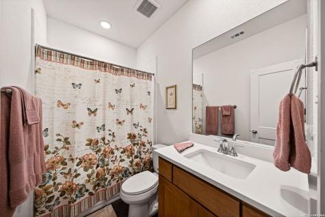 1655 Houghton Park Bulverde TX 78163