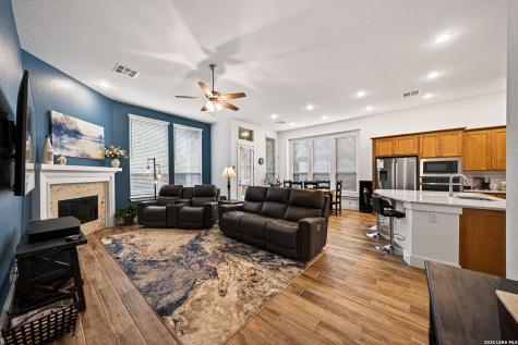 1655 Houghton Park Bulverde TX 78163
