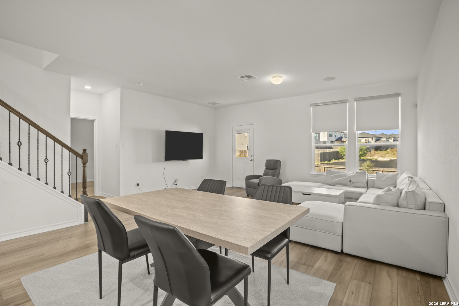 5015 Galvan Manor Converse TX 78109