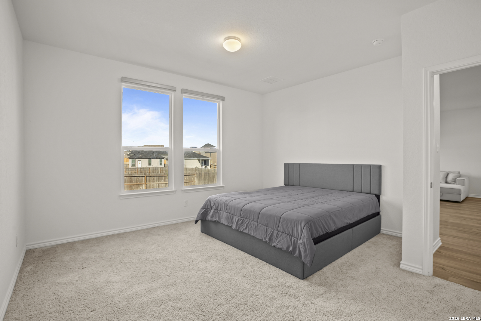 5015 Galvan Manor Converse TX 78109