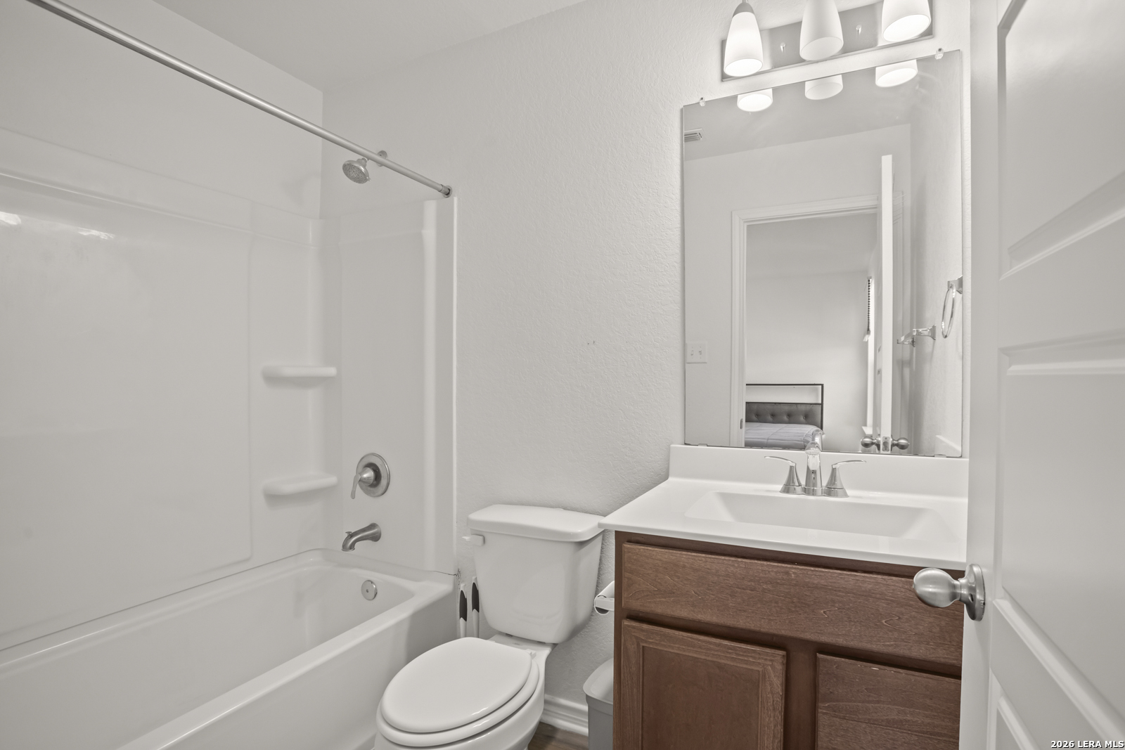 5015 Galvan Manor Converse TX 78109