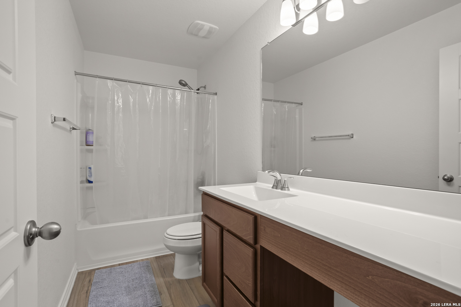 5015 Galvan Manor Converse TX 78109