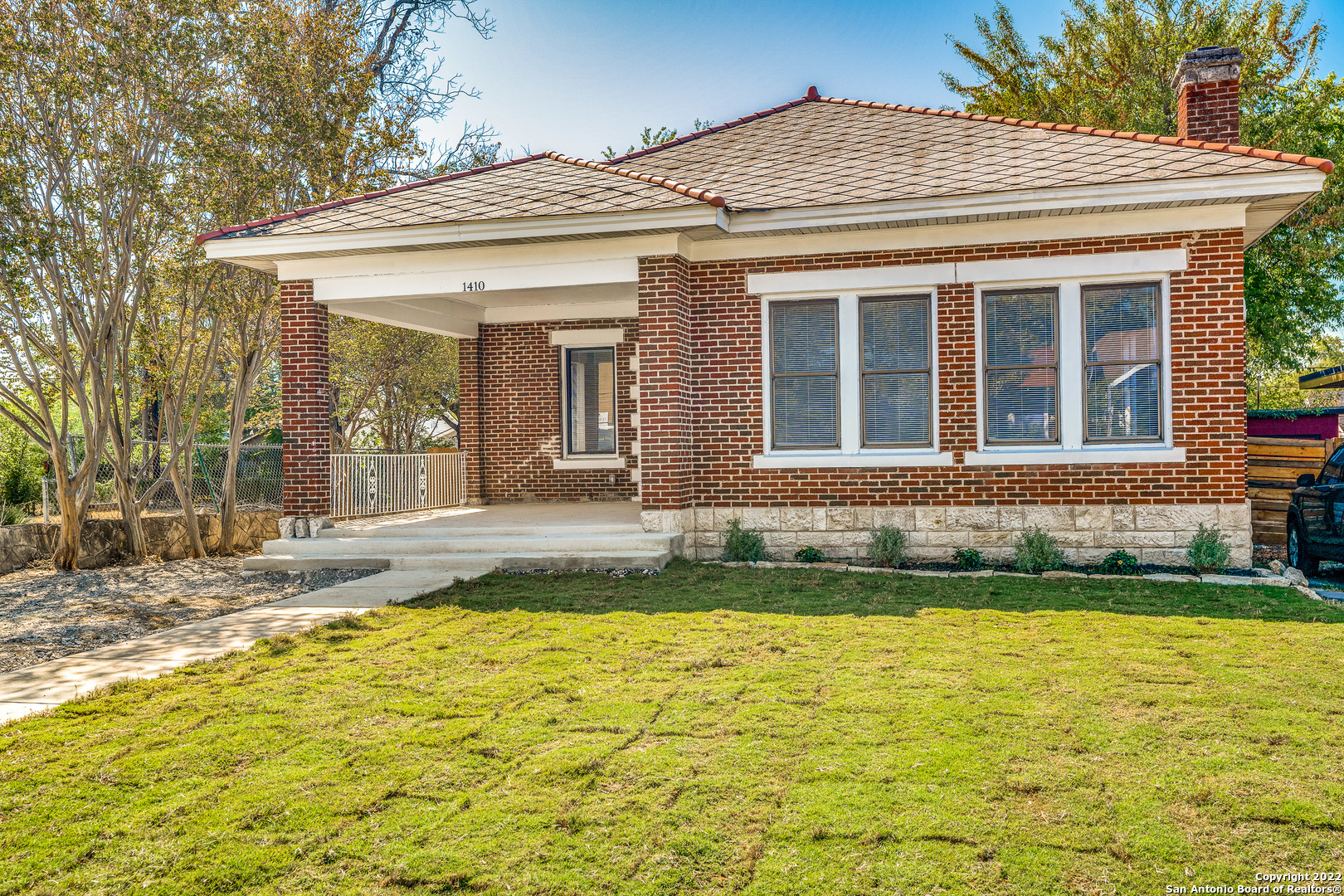 1410 W Magnolia Avenue San Antonio TX 78201