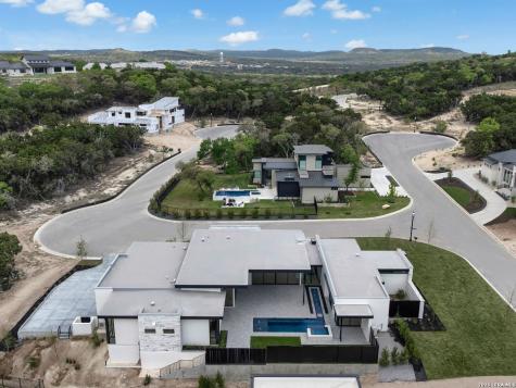 22 Vista Gredos San Antonio TX 78257