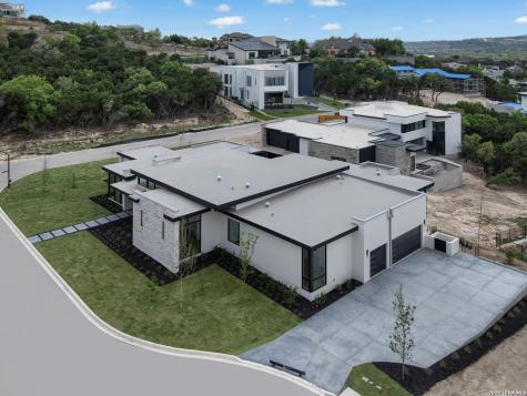 22 Vista Gredos San Antonio TX 78257