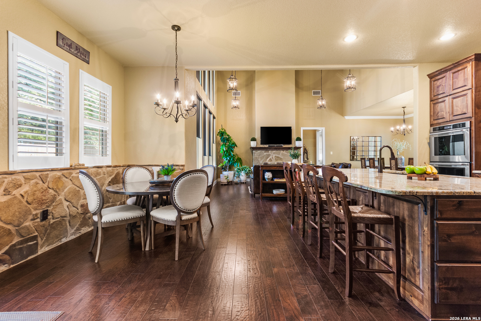 8442 Camp Verde Rio San Antonio TX 78255