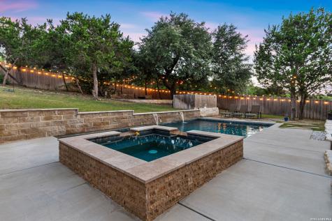 8442 Camp Verde Rio San Antonio TX 78255