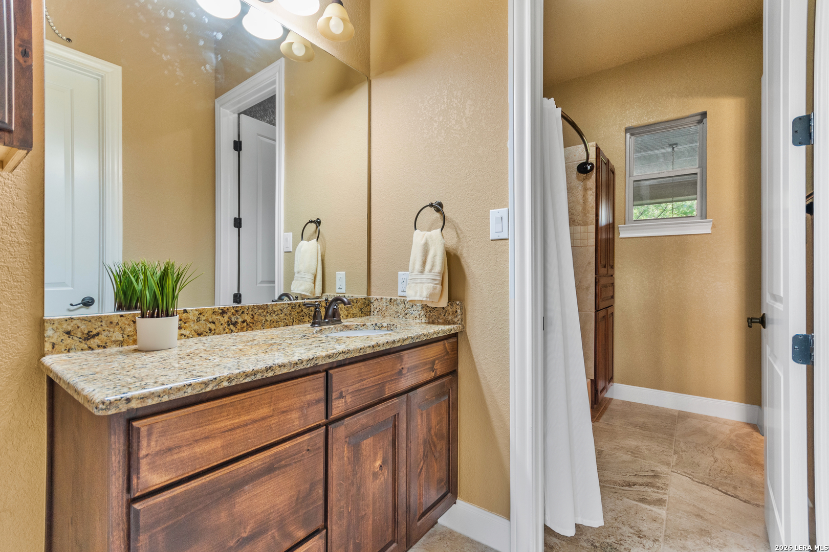 8442 Camp Verde Rio San Antonio TX 78255