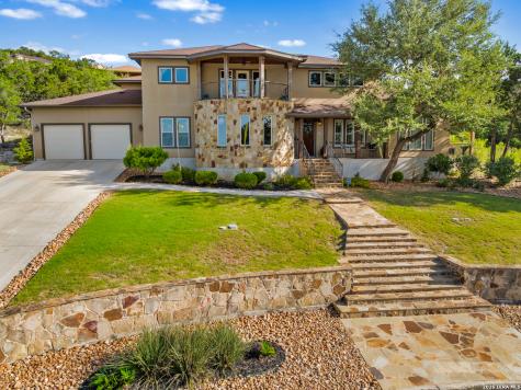 8442 Camp Verde Rio San Antonio TX 78255