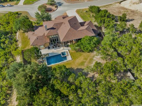 8442 Camp Verde Rio San Antonio TX 78255