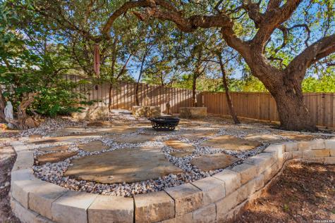 8442 Camp Verde Rio San Antonio TX 78255