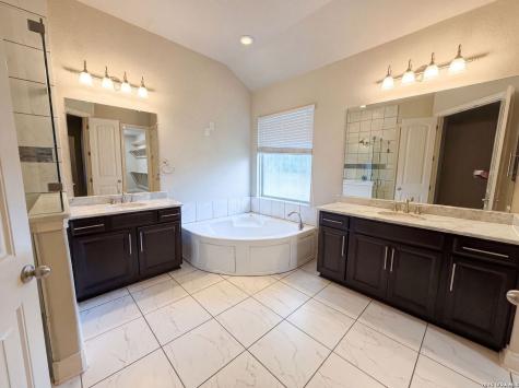 1058 Cedar Glen Drive New Braunfels TX 78132
