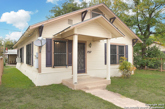 257 Barrett Place San Antonio TX 78225