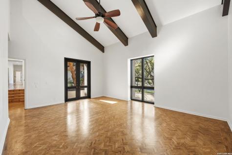 6 Sleepy Cove Street San Antonio TX 78230