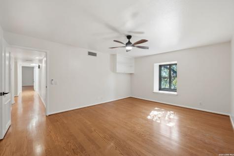 6 Sleepy Cove Street San Antonio TX 78230