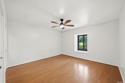 6 Sleepy Cove Street San Antonio TX 78230