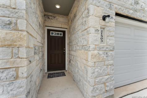 21503 Sir Walter San Antonio TX 78256